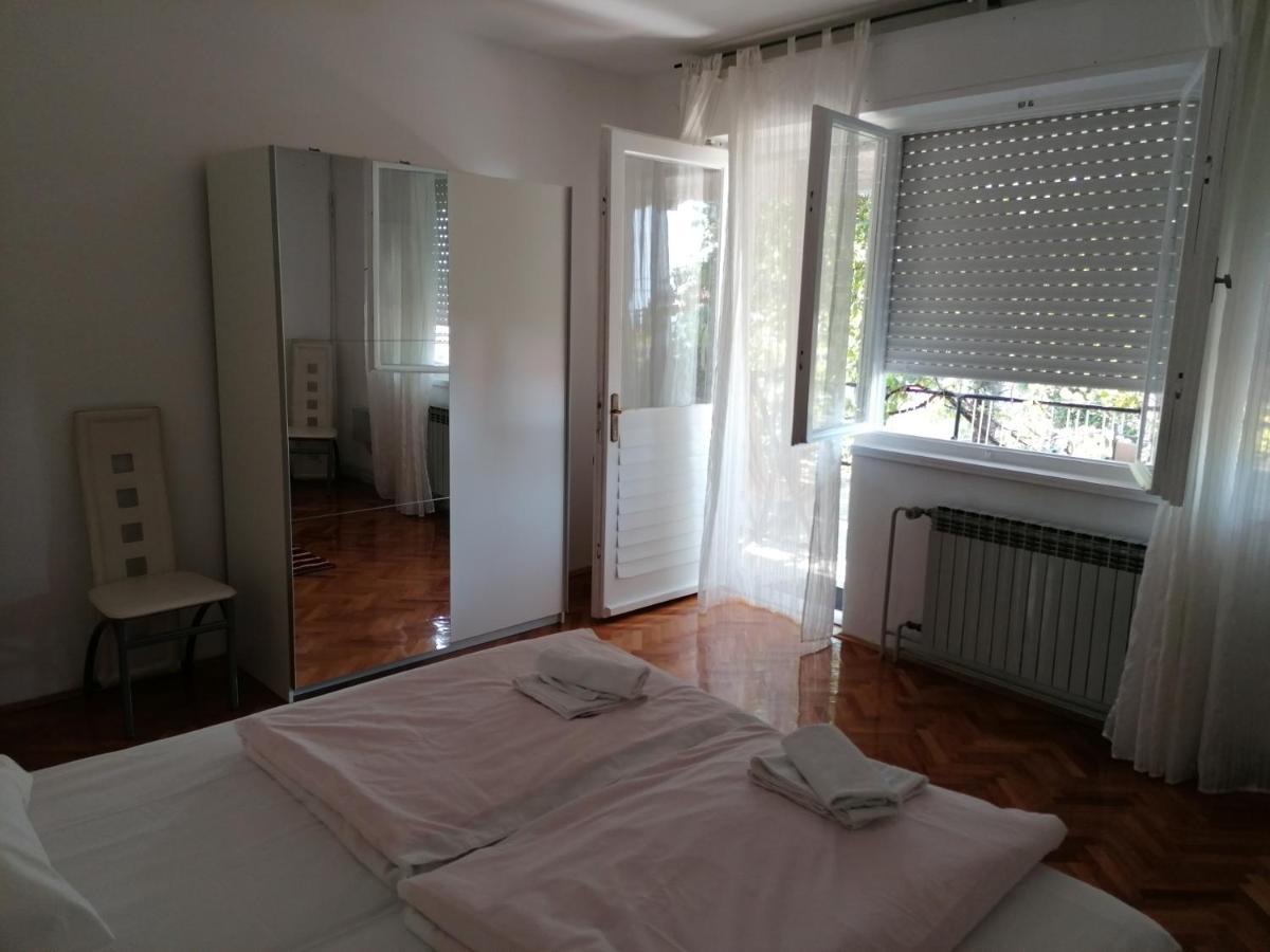 Apartment Selce 2381D Exterior photo
